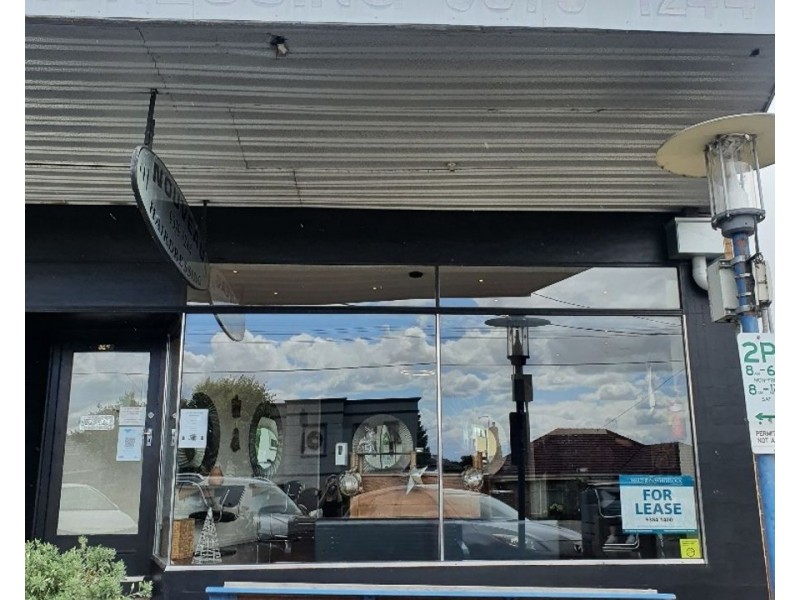 327 Napier Street, Strathmore VIC 3041