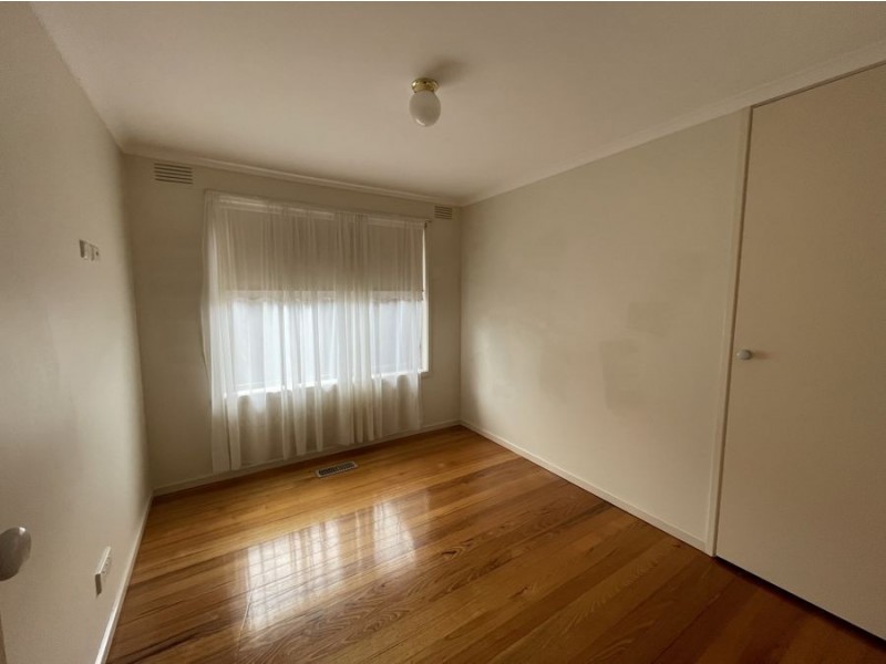 15 Hendersons Road, Epping VIC 3076