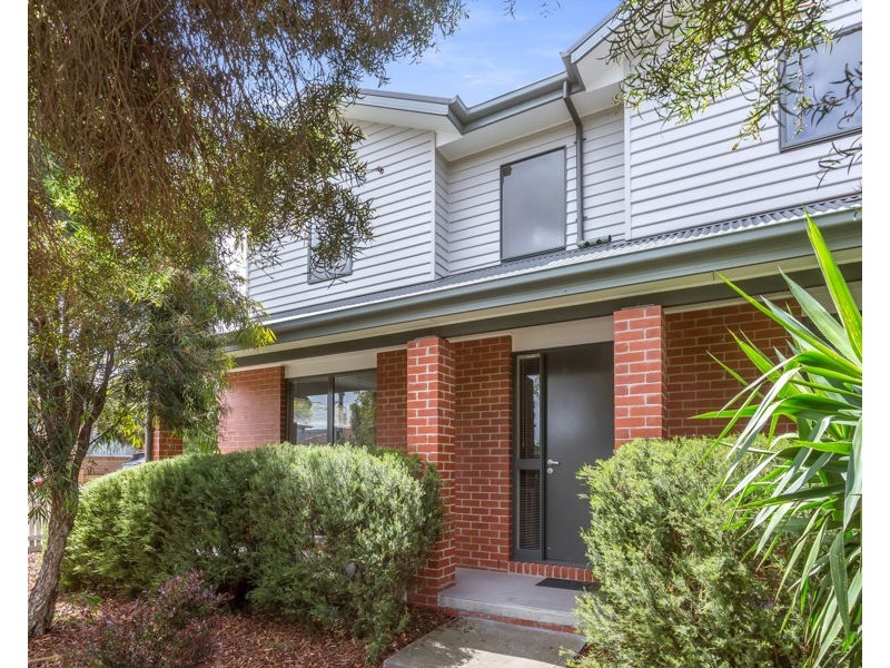 64 Everett Street, Brunswick West VIC 3055