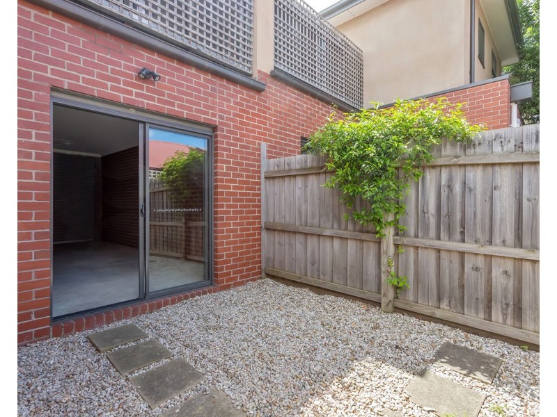 64 Everett Street, Brunswick West VIC 3055