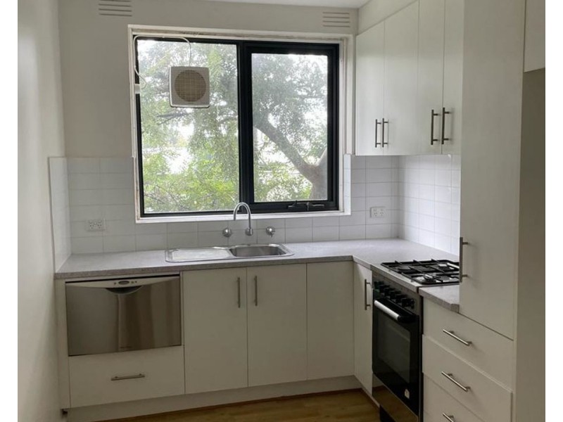 8/5 Gooch Street, Windsor VIC 3181