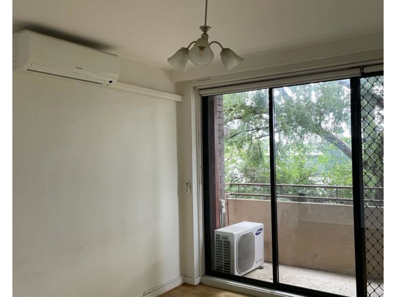 8/5 Gooch Street, Windsor VIC 3181