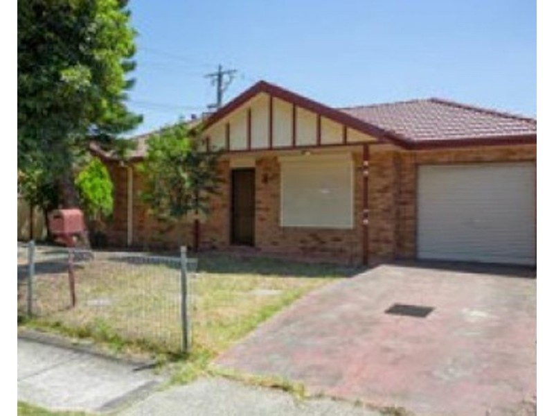 13 Hertford Road, Sunshine VIC 3020