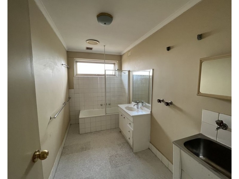 8/12 Allard Street, Brunswick West VIC 3055