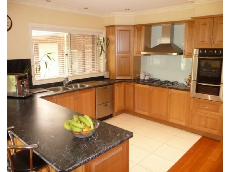 114 Stockdale Way, Mill Park VIC 3082