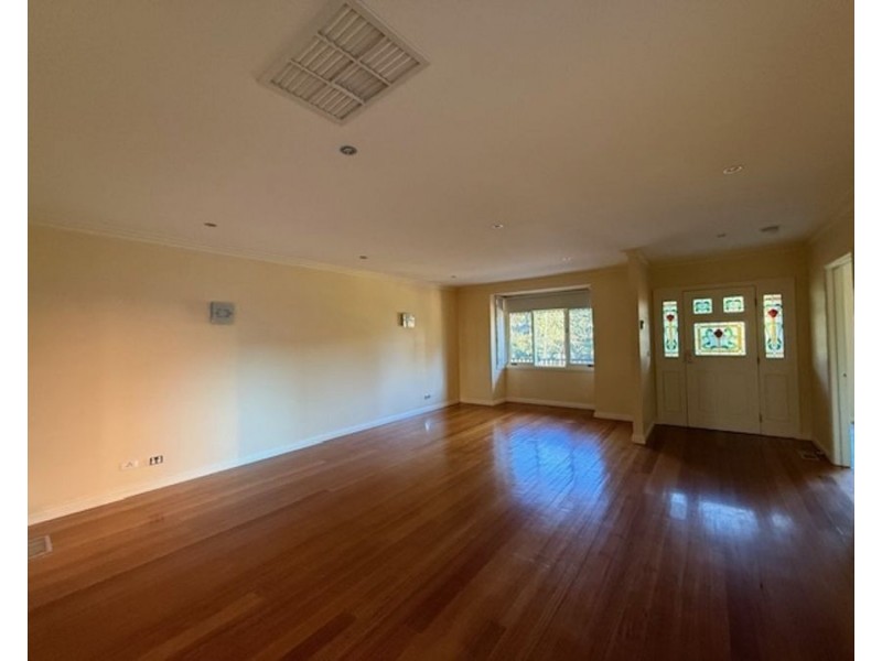 114 Stockdale Way, Mill Park VIC 3082
