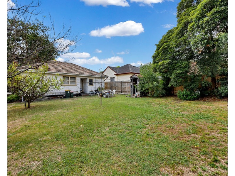 16 Agnew Street, Blackburn South VIC 3130