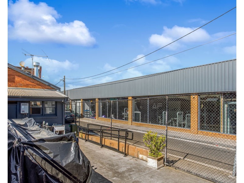 112 Bell Street, Coburg VIC 3058