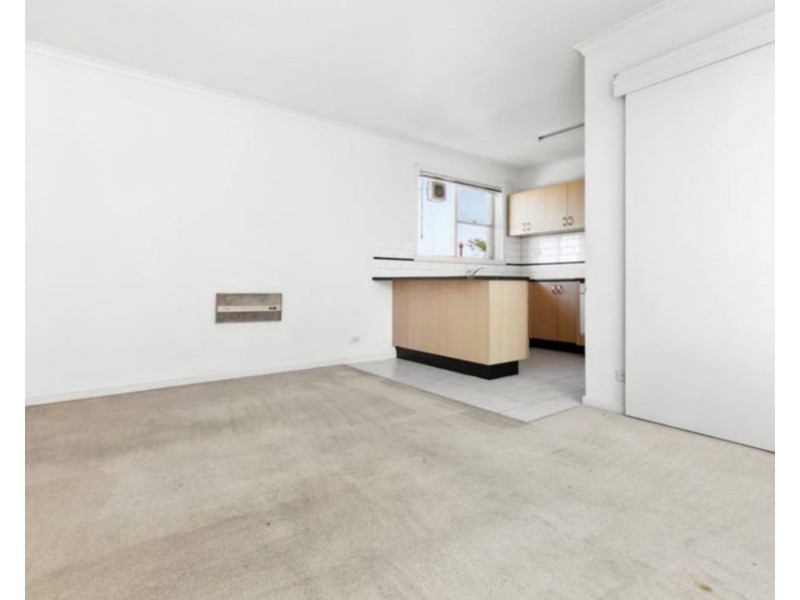 10/389 Barkly Street, Footscray VIC 3011