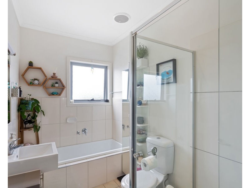 11/208 Waterloo Road, Oak Park VIC 3046