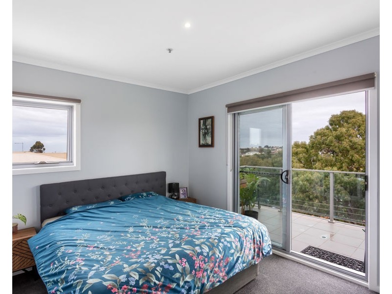 11/208 Waterloo Road, Oak Park VIC 3046