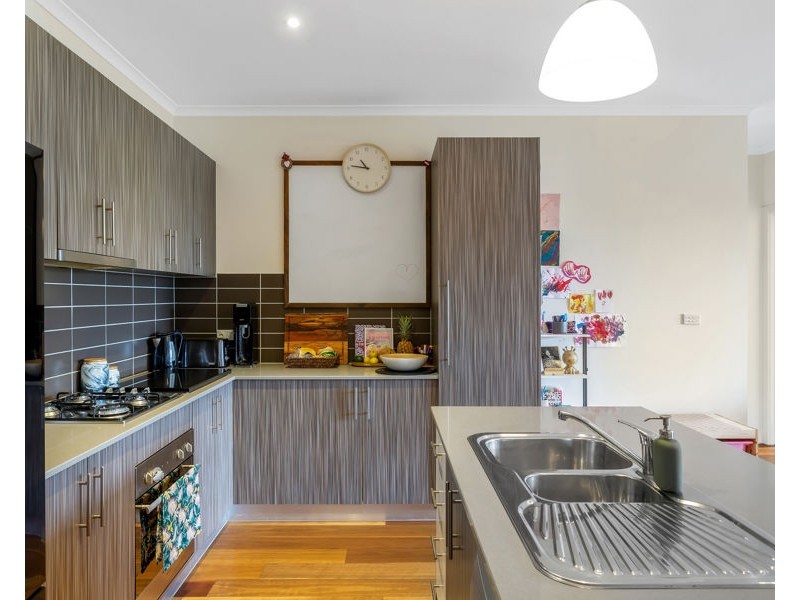 11/208 Waterloo Road, Oak Park VIC 3046