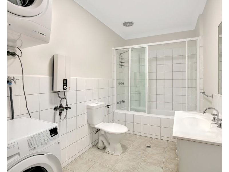 1/322 Victoria Street, Brunswick VIC 3056