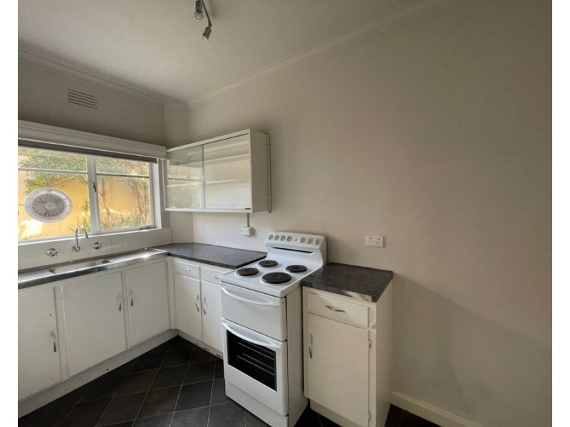 2/19 Grosvenor Street, Moonee Ponds VIC 3039