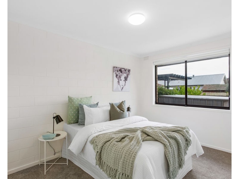 4/10 Larnoo Ave, Brunswick West VIC 3055