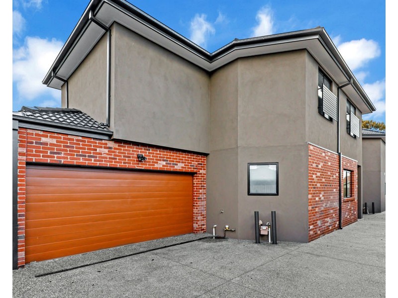 2/15A Darlington Grove, Coburg VIC 3058