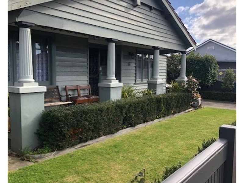 19 Darlington Grove, Coburg VIC 3058