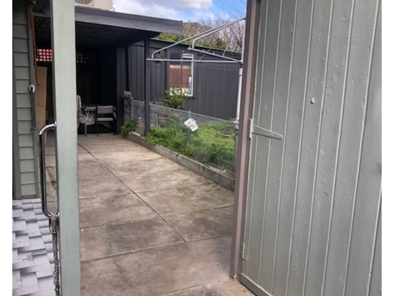 19 Darlington Grove, Coburg VIC 3058
