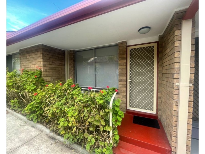 4/2 Dalgety Street, Brunswick West VIC 3055