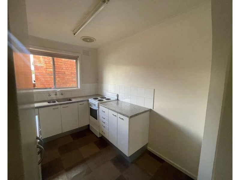 4/2 Dalgety Street, Brunswick West VIC 3055