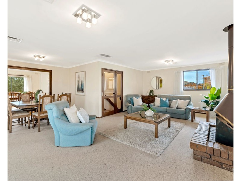 13 Buvelot Wynd, Doncaster East VIC 3109