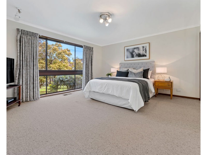 13 Buvelot Wynd, Doncaster East VIC 3109