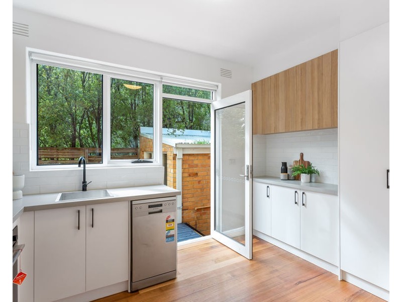 4/4 Langford Street, Surrey Hills VIC 3127