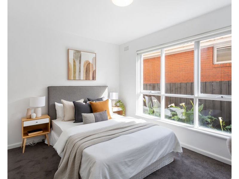 2/4 Langford Street, Surrey Hills VIC 3127