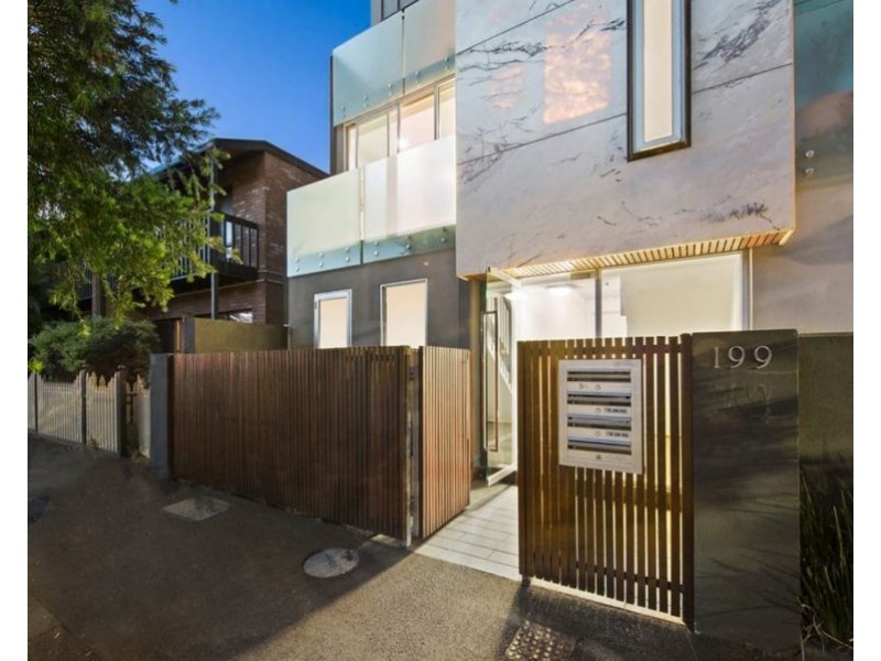 2/199 Barkly Street, Brunswick VIC 3056