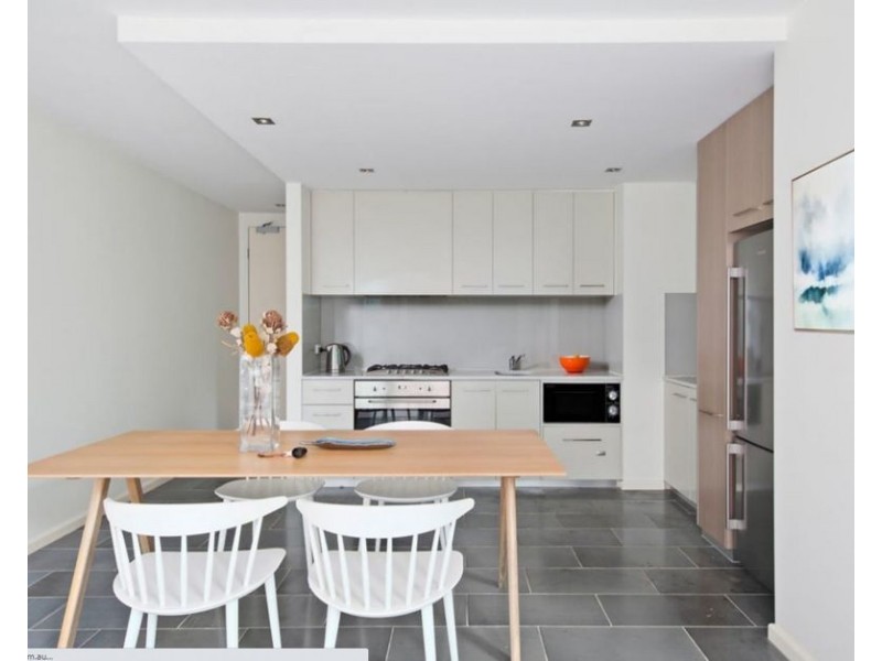 2/199 Barkly Street, Brunswick VIC 3056