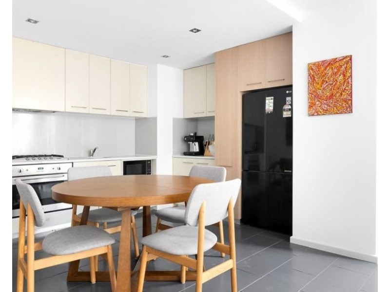 2/199 Barkly Street, Brunswick VIC 3056