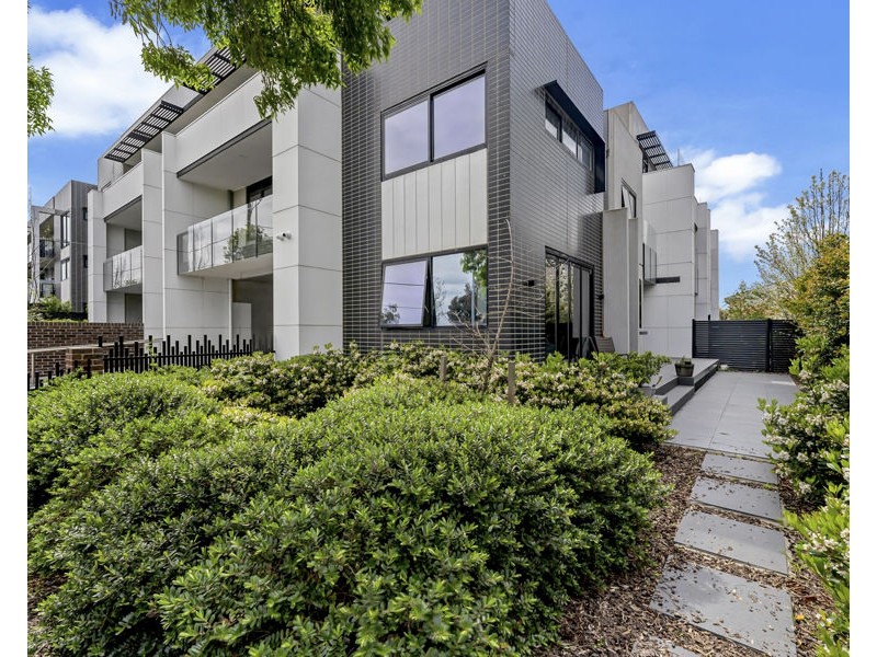 23/82-84 Bulla Road, Strathmore VIC 3041