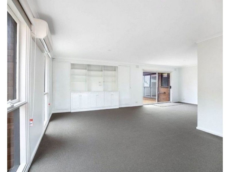 15-17 Streldon Avenue, Strathmore VIC 3041