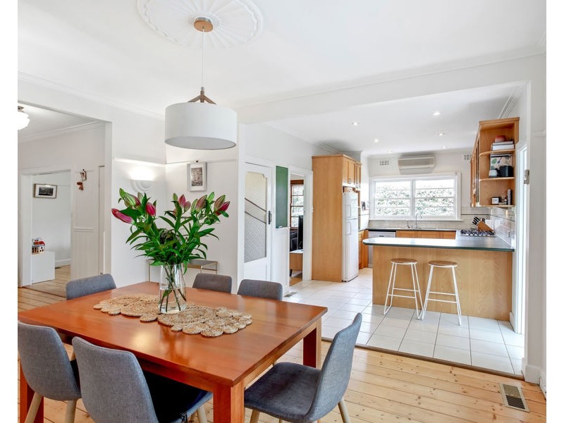 23 Douglas Street, Rosanna VIC 3084