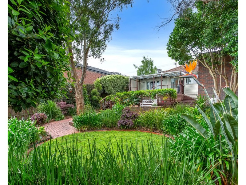 23 Douglas Street, Rosanna VIC 3084