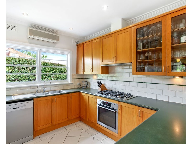 23 Douglas Street, Rosanna VIC 3084