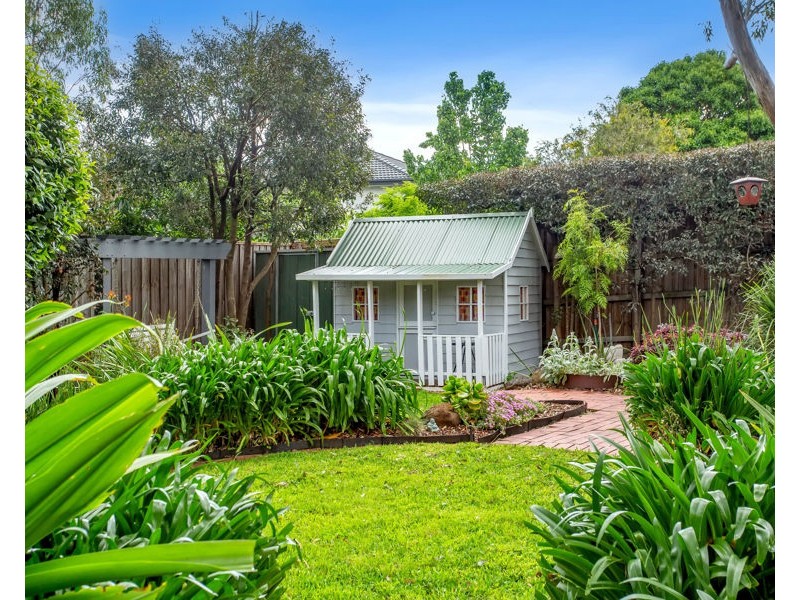 23 Douglas Street, Rosanna VIC 3084