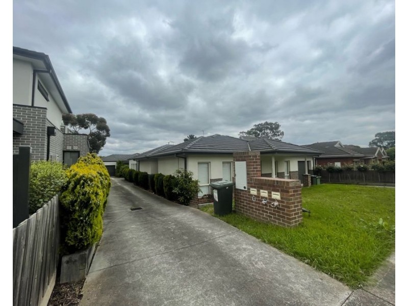 2/27 Birch Avenue, Tullamarine VIC 3043