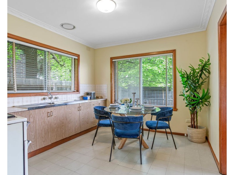 4/8 Bristol Road, Pascoe Vale VIC 3044