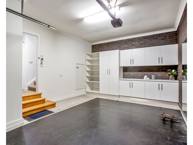 1/42 Cumming Street, Brunswick West VIC 3055