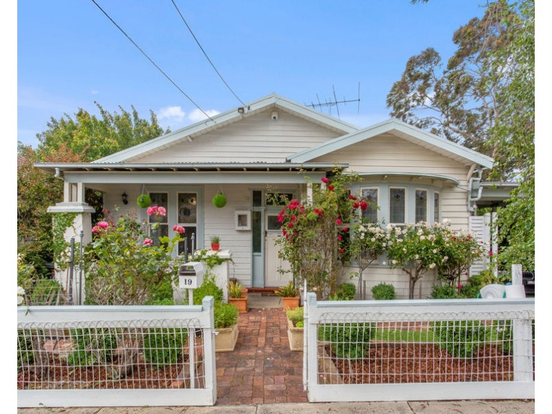 19 Armstrong Street, Coburg VIC 3058
