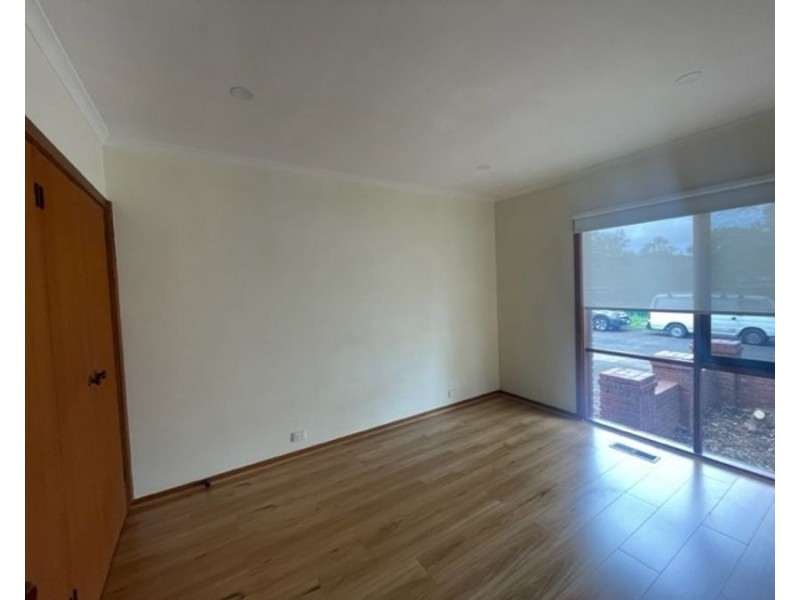 2/1 Grylls Street, Brunswick VIC 3056