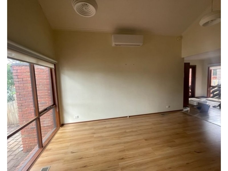 2/1 Grylls Street, Brunswick VIC 3056