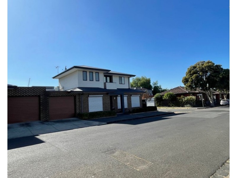 12 Walters Street, Brunswick VIC 3056