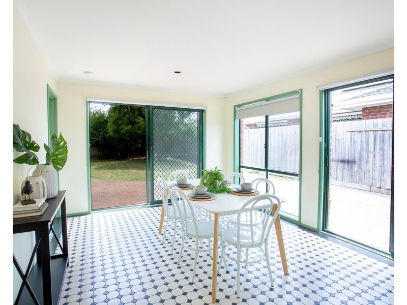 57 Rossiter Avenue, Roxburgh Park VIC 3064