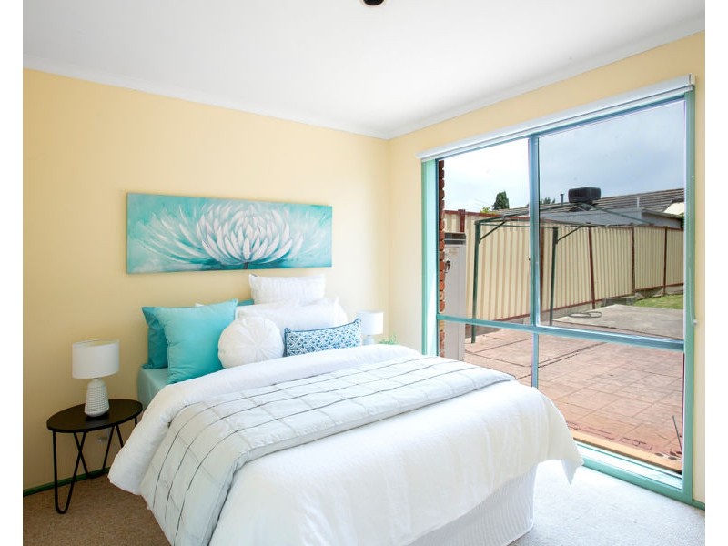 57 Rossiter Avenue, Roxburgh Park VIC 3064
