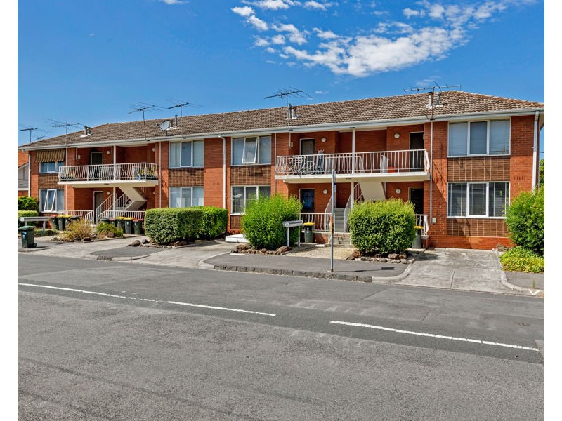 1/24 Daly Street, Brunswick West VIC 3055