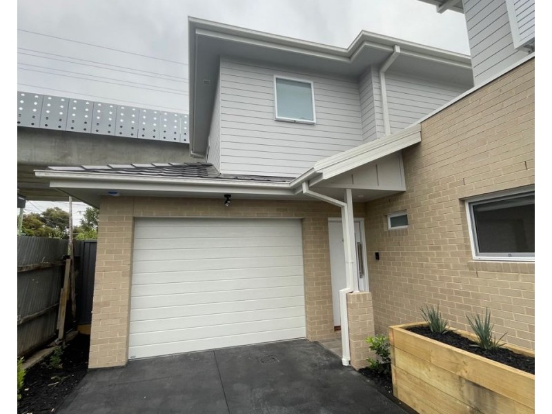 4/27 Cameron Street, Coburg VIC 3058
