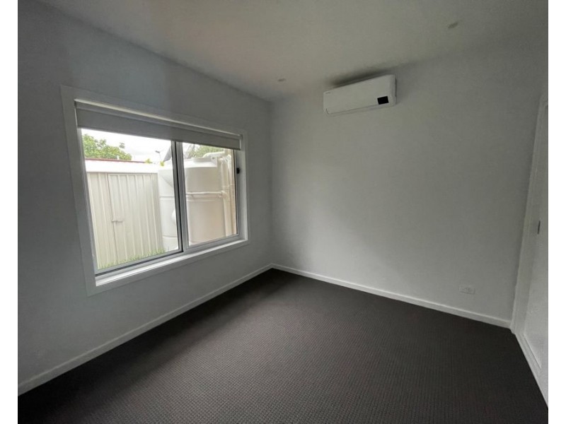 4/27 Cameron Street, Coburg VIC 3058