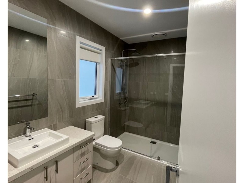 4/27 Cameron Street, Coburg VIC 3058